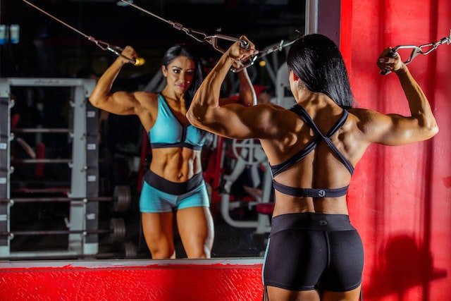 De basis van bodybuilding voor vrouwen